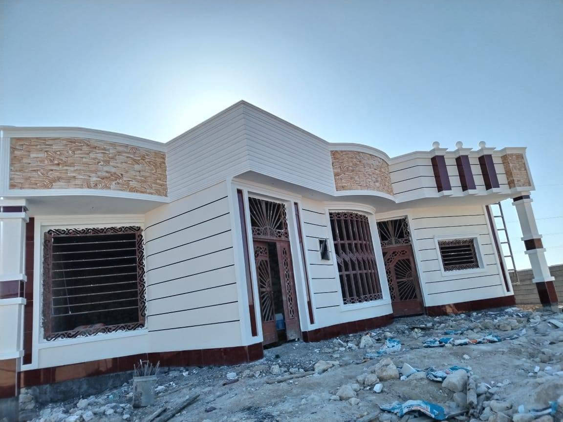 ‏واجهة منزلك.. حكاية فخامة تدوم للأبد! ✨ لبخ وصبغ وتغليف كادر متكامل
‏​هل تبحث عن التميز والصلابة في آنٍ واحد؟ 🏠
 ‏​ما الذي يميز عملنا؟ 🎯
‏​دقة التنفيذ: نعتمد على أدق التفاصيل في القياسات والتركيب لضمان استقامة مثالية وعمر افتراضي طويل.
‏​أسعار تنافسية: نقدم لك الجودة العالمية بأنسب الأسعار في السوق، لأننا نؤمن أن الفخامة حق للجميع.

‏​لا تترك واجهة منزلك للصدفة.. اجعلها لوحة فنية تعكس ذوقك الرفيع! 🌟
‏​📍 نحن جاهزون لتنفيذ مشاريعكم في كافة أرجاء المنطقة وبأسرع وقت.
‏​📞 للاستفسار وطلب المعاينة، تواصل معنا الآن عبر الرسائل أو الاتصال مباشرة على:
(***********)
ابو قاسم العبيدي 

‏
‏​#تغليف_واجهات  #ديكور_خارجي
