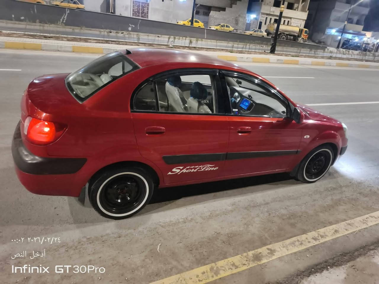 للبيع كيا ريو موديل 2007امبدل بوند وجاملغ اثر تقحيل مكينه جديده 1400بدون صبغ سنويه جديده مكانها بغداد الغزاليه سعرها 83وبيها مجال***********
