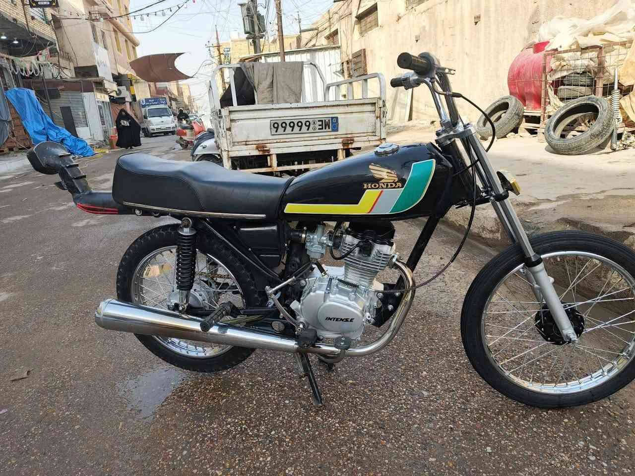 لابيع سعر ٨٠٠ أوراق مكان ناصريه مركز رقم راعيه *********** اتصال فقط
