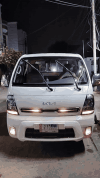 كيا حمل موديل ٢٠٢٢ شكل ٢٠٢٣ فول مواصفات مكفولة كفالة عامة عدا طخه بالب...