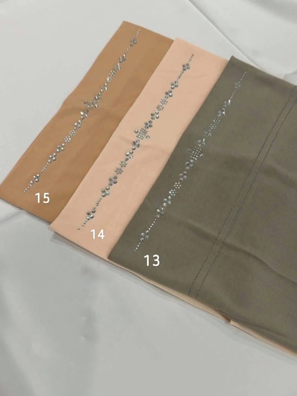 وصل حجاب نسائي سعر قطعه 3000الف قطعتين 5000 الف أزياء الجوهرة الرمادي حي التأميم ٨شباط قرب مول الخزرجي محل علي يوجد خدمات توصيل جميع محافظات العراق حجز عل واتساب *********** متوفر جمله مفرد
