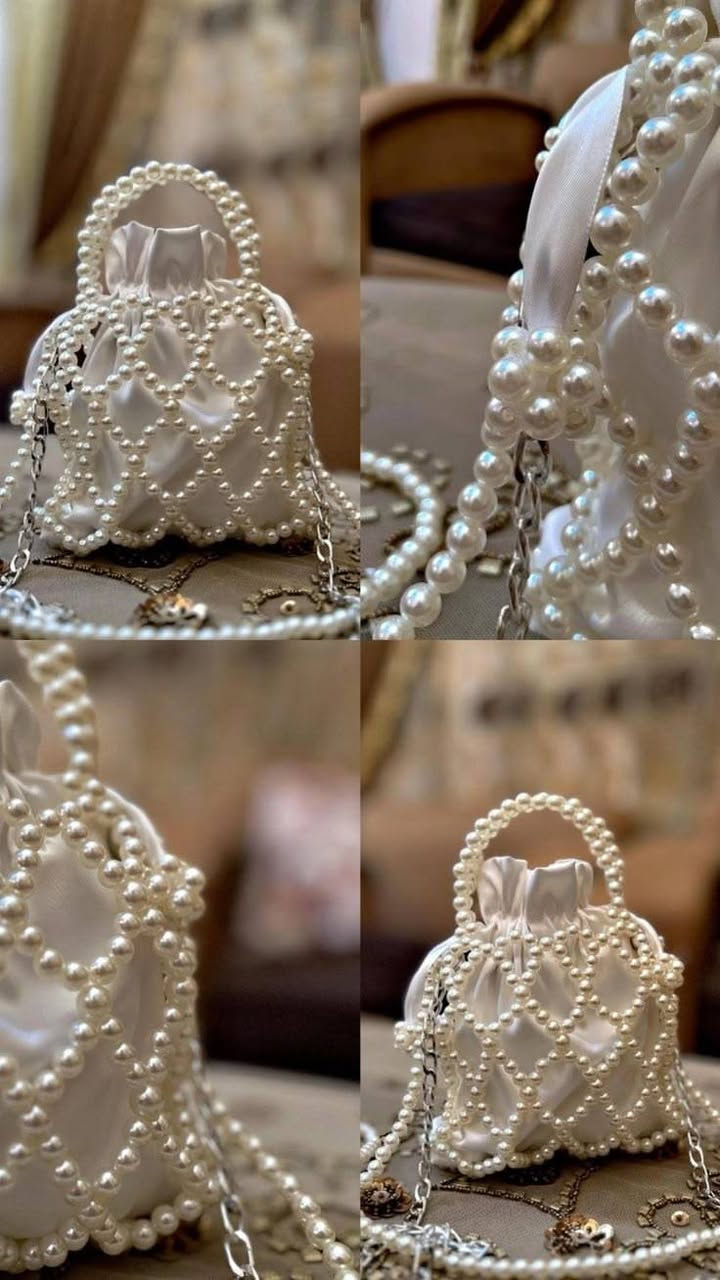 مو مجرد حقيبة... قطعة تخطف الأنظار ✨🤍
تصميم ساتان مزين باللؤلؤ، أنيق وناعم لكل مناسبة.
الكمية محدودة، للحجز راسليني. 💌 أربيل, العراق


**إذا كنت صاحب هذا الإعلان وتريد حذفه لأي سبب، رجاءا أرسل رسالة إلى الدعم الفني**