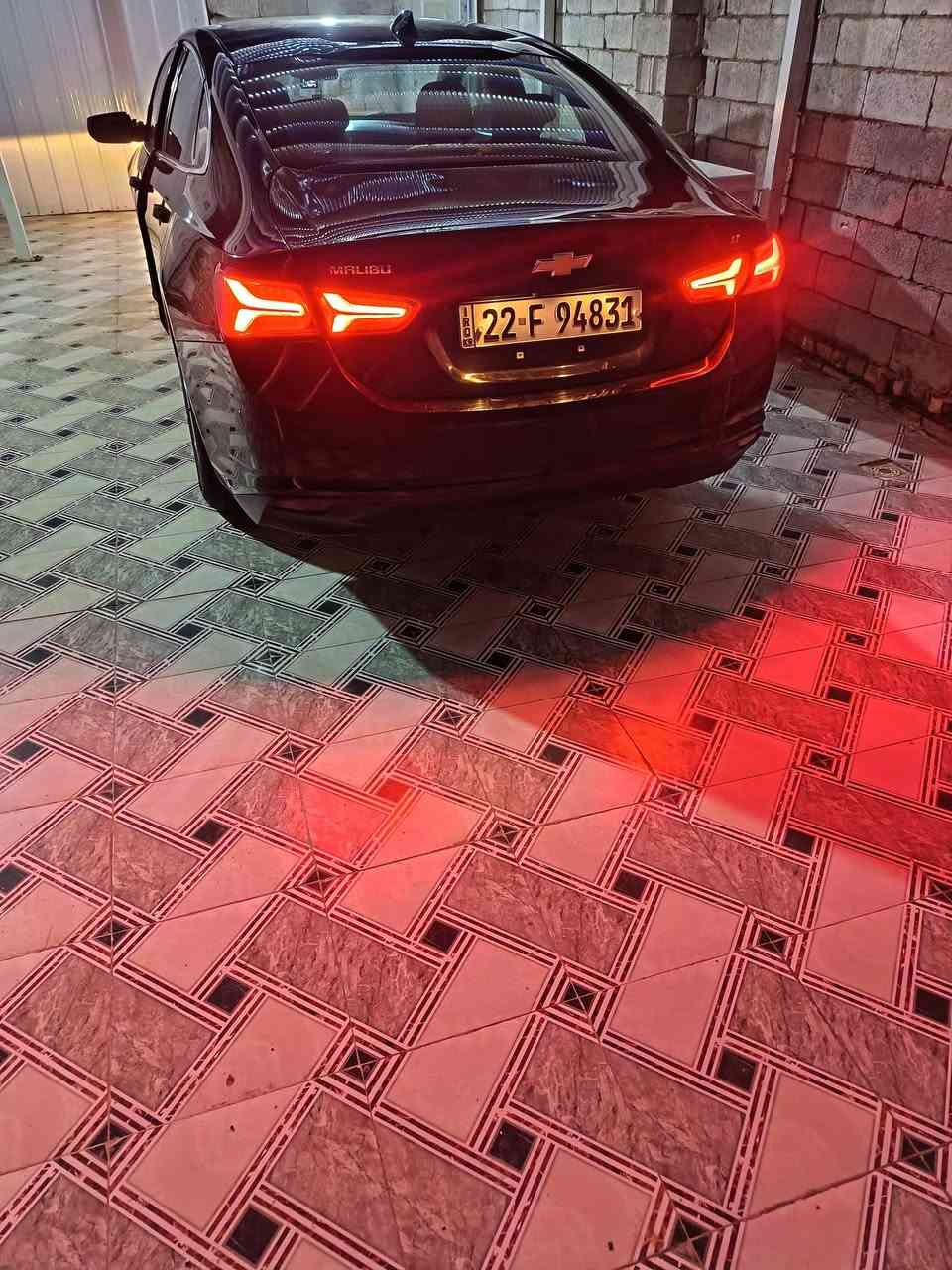 شوفرليت ماليبو 2022 رقم اربيل.
محرك 1500t مواصفات Lt معروفه
ماشيه 97km
سياره خير من الله
حادث بالتاير و طرف الدعاميه يعني كلين.
بصمه تشغيل
كير ومحرك خير من الله. 
بصمه ابواب  وهاند بريك بصمه وهواي مواصفات. 
السياره حلوه ونشطه مكانها ديوانيه/السدير  137$ .
مصور لها مقطع عن شاشتها اثناء السرعه للمواصفات. 
***********   علي.
