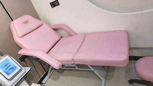 سلام سديه متحركه تفيد الحلاقين و الصالونات والعيادات السعر 200 للاستفسار رقم ***********
