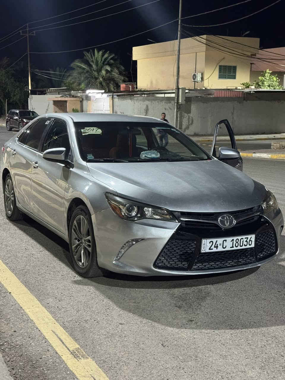 السلام عليكم TOYOTA Camry 2016
الضرر خشم البنيد 
مواصفات Se 
تحكمات ستيرن
ويل كروم 
هزه سنوية جديد 
تحويل مباشر 
السعر148 
***********
