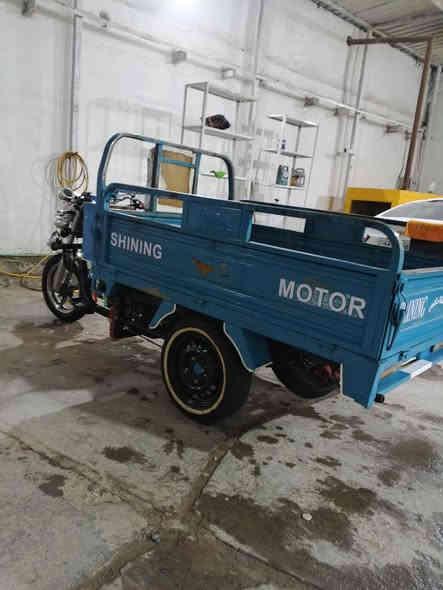 السلام عليكم
ستوته موديل 21 
ستوته اوراق اصولي كامله مكمله 
مكانه حله مركز.. سعر مليون ونص قفل قفل 
رقمي ***********
