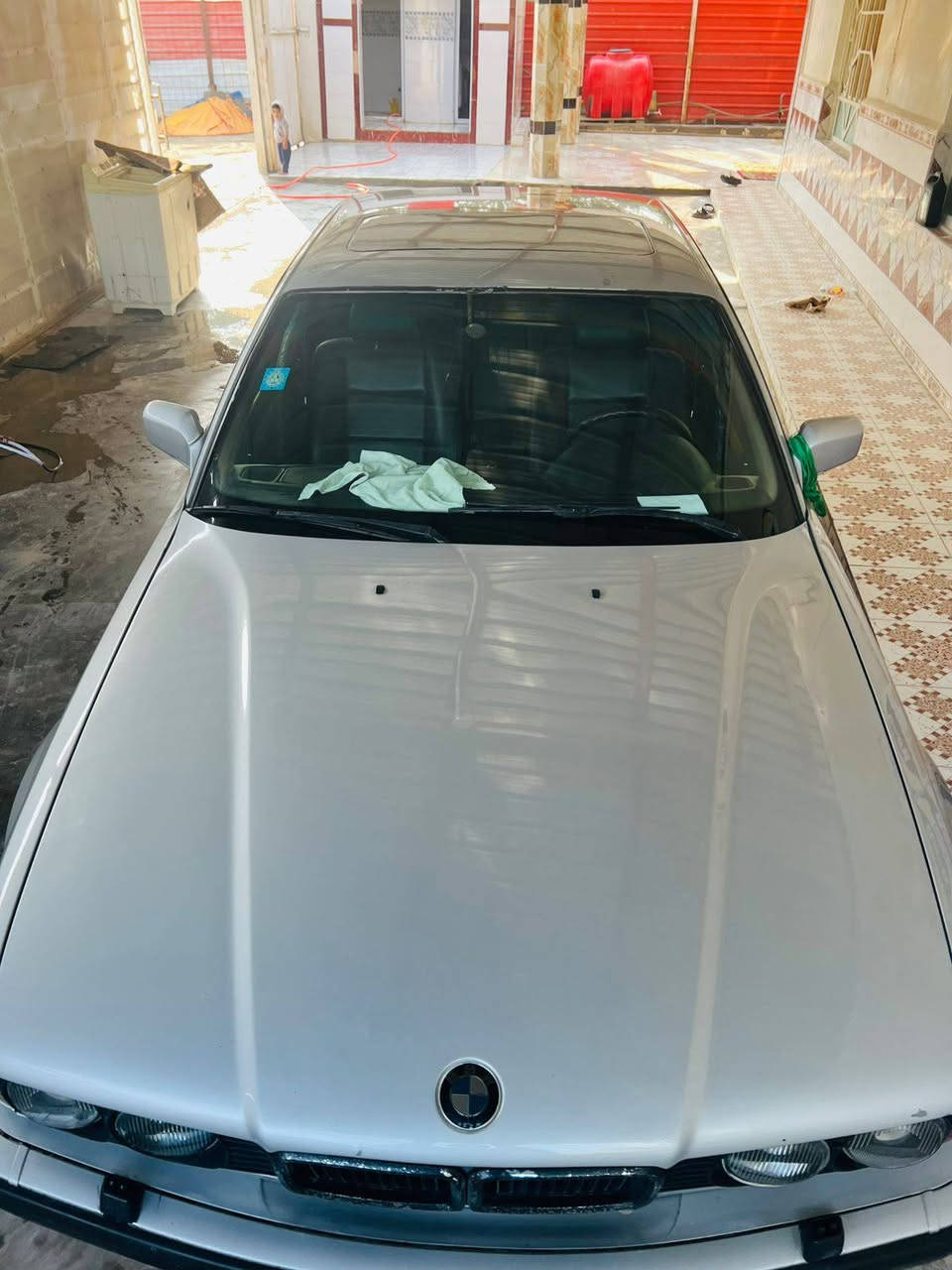 بي أم دبليو موديل 1992
السياره واحد على واحد 
محرك 8 سلندر 
گير ومكينه وحداديه كفاله 
رقم نينوى سنويه 2029 مشروع وطني 
شاشه تنته تحكم تبريد قطعتين كله شغال واحد على واحد 
السياره صارلها 6 اشهر من طالعه من معارض اربيل حيل نضيفه وكلشي بيها شغال 
السعر خـــــــــــــــاص وترهم مراوس حسب القناعه 
***********
***********
