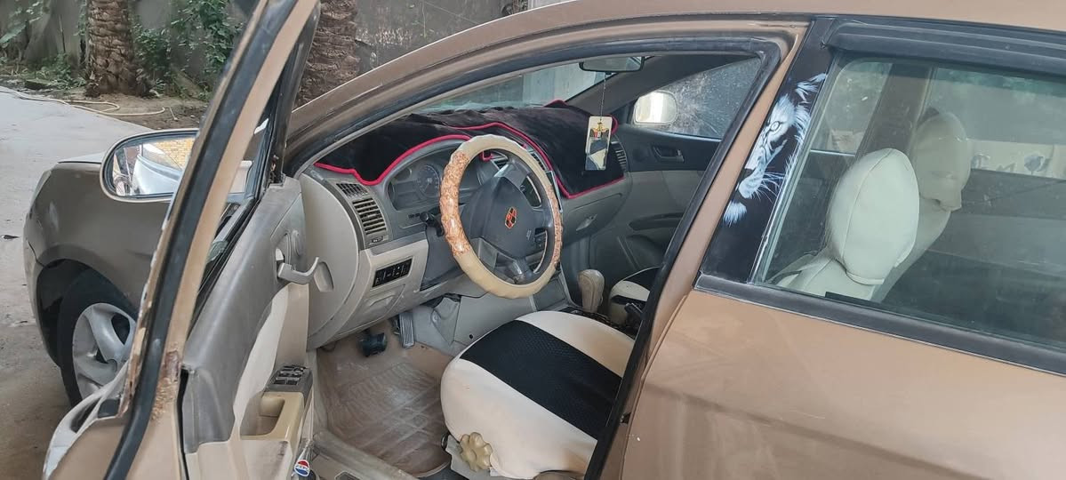 ام كراند C7 موديل 13 مصبوغه حزام 
كير ومكينه محوره كورلا تبريد شغال  رقم مميز بصره تحويل بالبصره ثاني يوم 
السعر 53 وبيها مجال حك الجيه 
مكان السياره بابل سياحي 
***********
