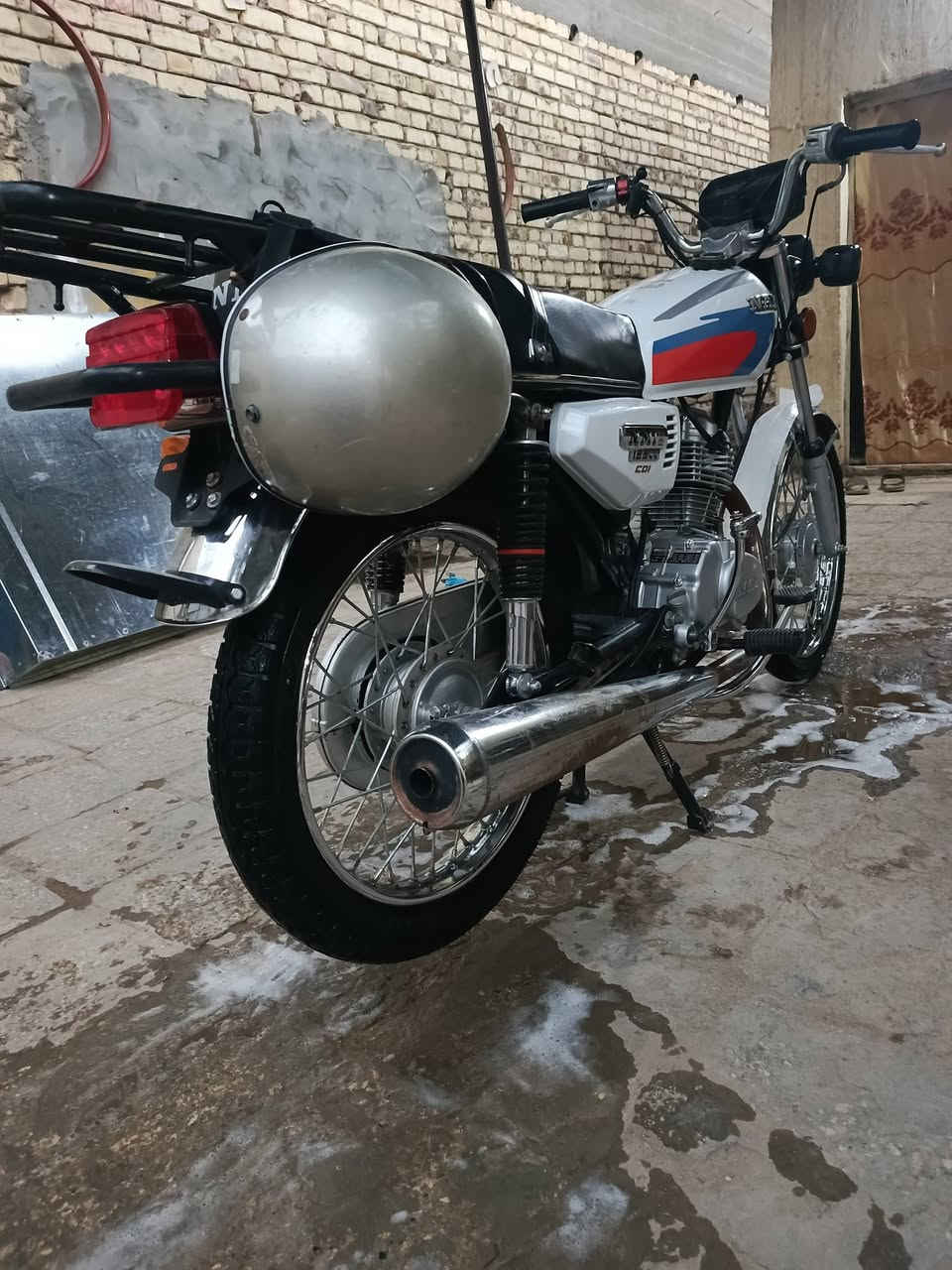 سلام عليكم نامه للبيع موديل 23 مكينه وشاصي 23 امتياز غراض 25نامه اصلي شلامجه اوراق كهربائيات شغاله نضافه شوفت عينك خير من الله مكينه مفتوحه فقط ولفات مكاني بابل الحله شارع 80 مال كربلاء سعر 575 وبيها مجال قليل ***********
