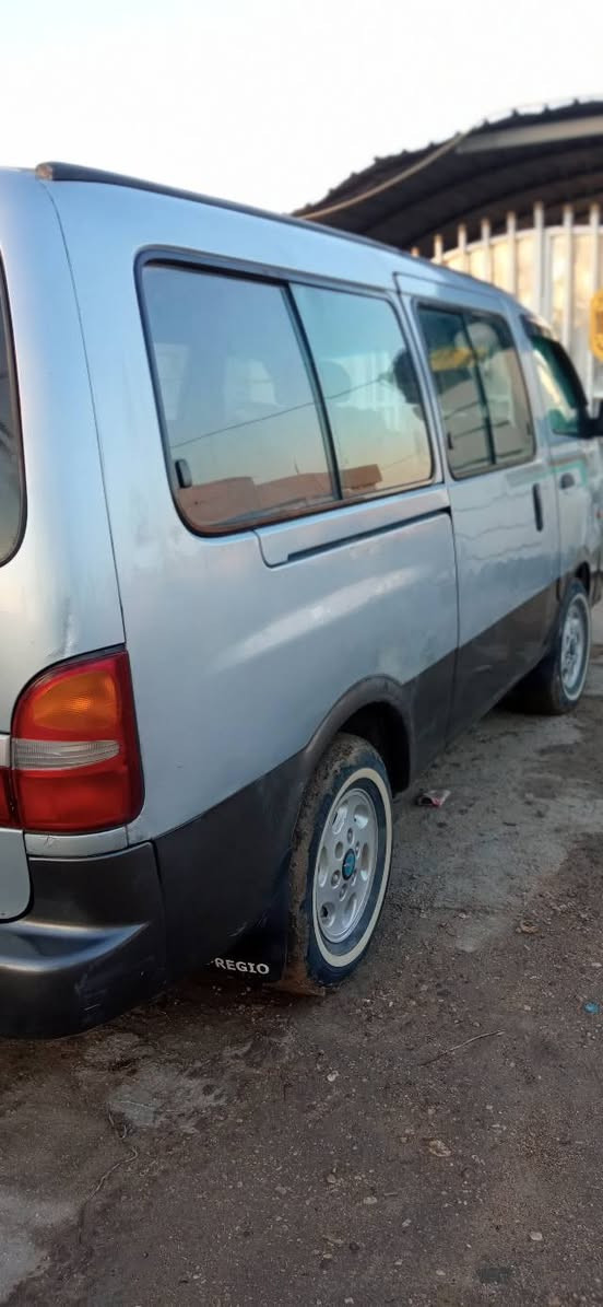 السلام عليكم بريجو للبيع مديل ٢٠٠٦سياره بلاديه عدا الحجل معمر المكينه كير اكسل مكفوله رقم انكليزي سنويه وهزه جديدات مكينه سوبر السعر ١١٠وبيه مجال 
العنوان حله 
رقمي ***********
