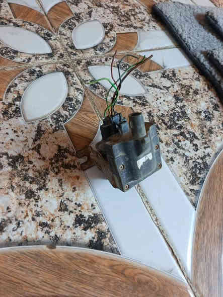 غراض ملكه لبيع. ***********
