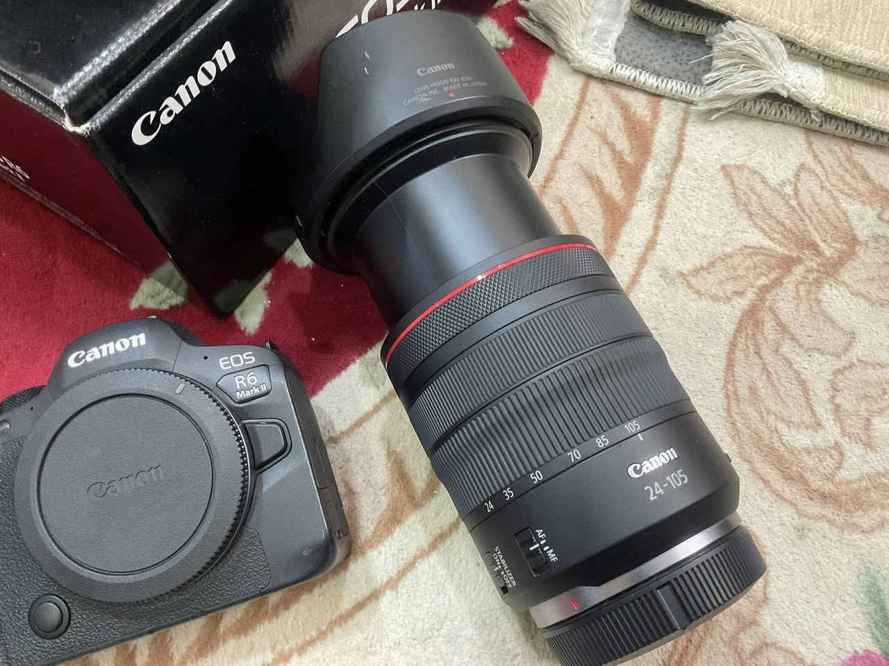 كانون R6m2 نظيفه جدا اخت الجديد
سعر البدي. مليون و 950 الف فقط بدي

عدسه 24-105 رنك احمر RF

سعر العدسه مليون و 250 الف 

مكاني بابل \ ***********
