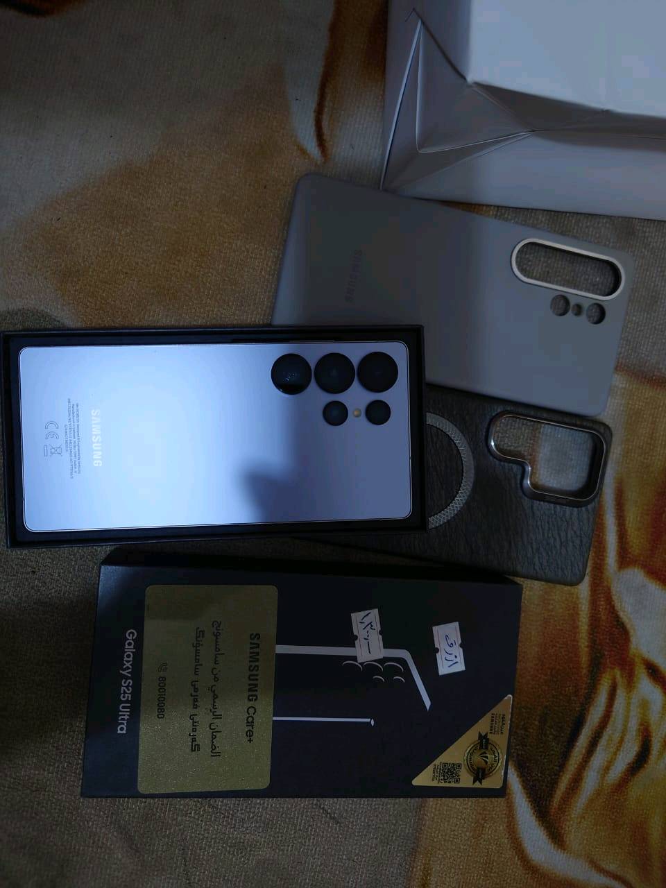 اس 25 الترا ذاكرة 256 تيتانيوم وكالة عين الفهد ضمان سنتين استخدام جدا قليل شرط نظافة 100% مع ٣ كفرات ولاصق شاشة وعدسات مراوس بذاكرة اعلى او للبيع السعر مليون و150 مجال  بسيط اي استفسار  عالرقم *********** عنواني بغداد ماعندي توصيل