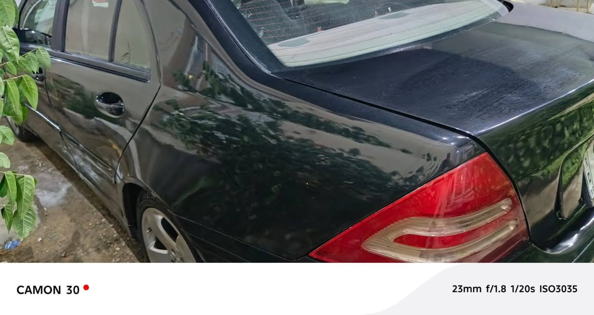 سلام عليكم مارسدس مديل 2006سياره حلوه نضيفه مكينه كير فيفيتي #السياره ادوات متومه رقم شمالي  مكان سياره نجف الشراي يتصل السعر 30وبيها مجال 
***********
