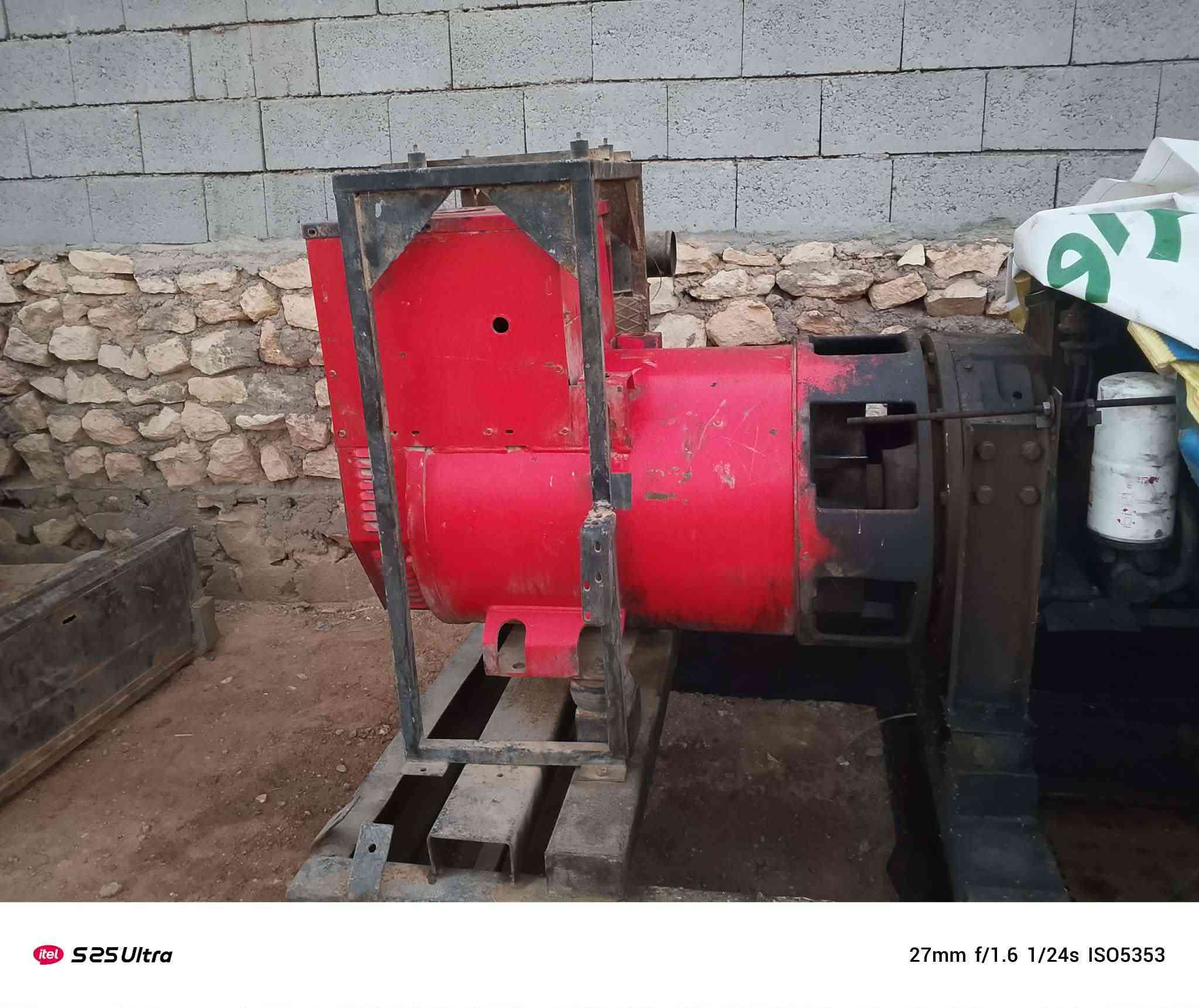 جنريتر 250 كيفي عدد 2 سعر الوحده 20 ورقه تصل ع رقم ***********
