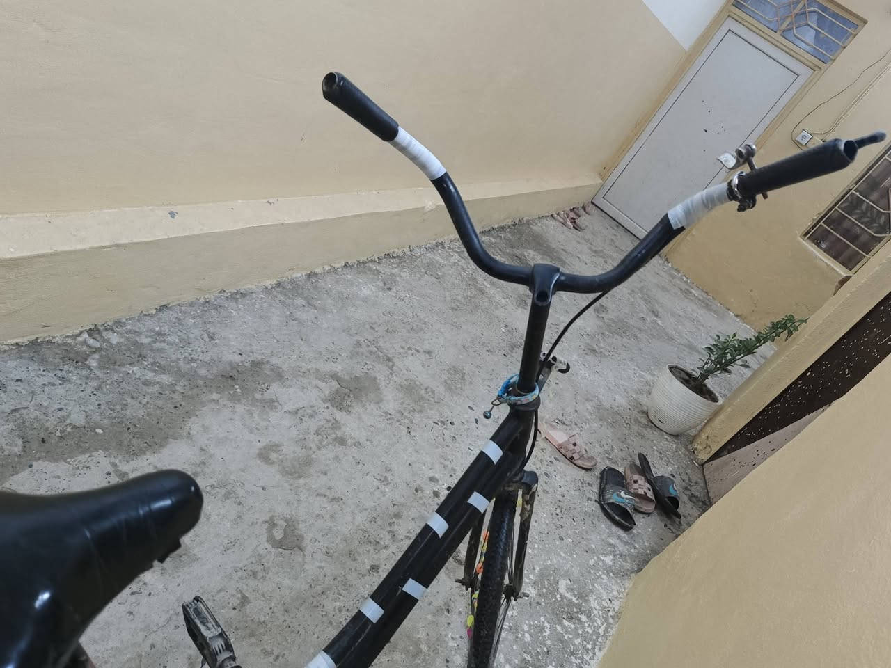 متوفر بايسكل عبدالحليم جديد نضيف مابي اي عيب
بريك شغال مامبدل بي اي شي صارلى سبوعين 
السعر 35وبي مجال لل طيبين الموصل الايسر حي الانتصار


**إذا كنت صاحب هذا الإعلان وتريد حذفه لأي سبب، رجاءا أرسل رسالة إلى الدعم الفني**