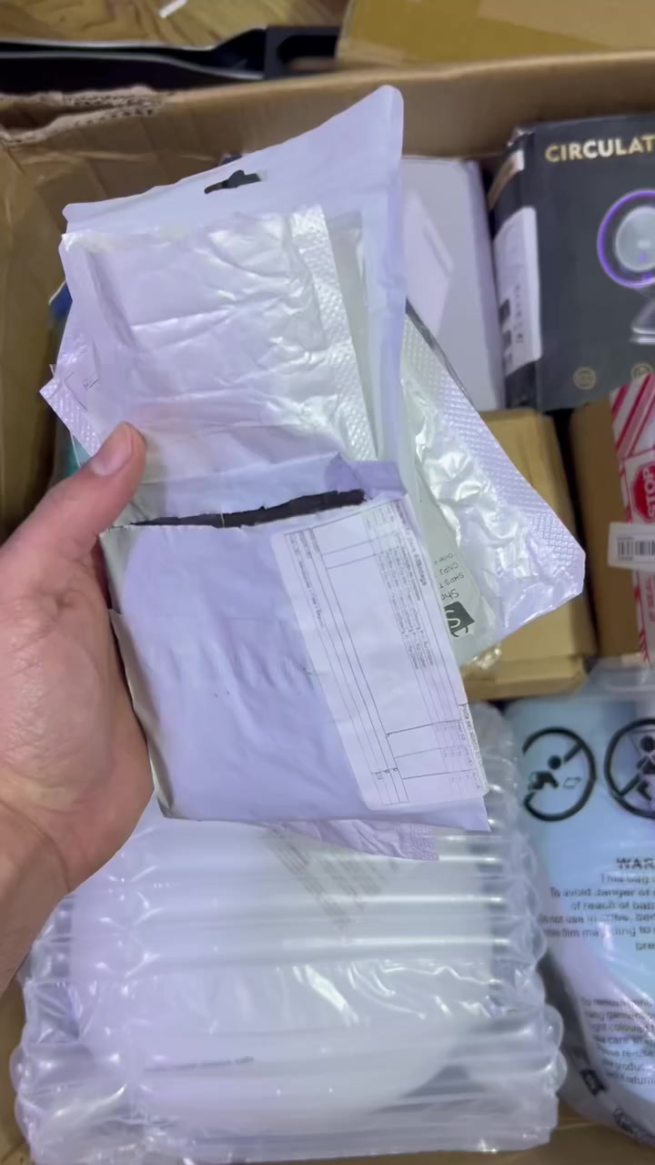 السلام عليكم اخوان كراتين اثنين شلعات شوف الفديوات زين وشوف الغراض سعرهن ١٠٠ مع التوصيل استفسار خاص وبدون عمله رجاءً


**إذا كنت صاحب هذا الإعلان وتريد حذفه لأي سبب، رجاءا أرسل رسالة إلى الدعم الفني**