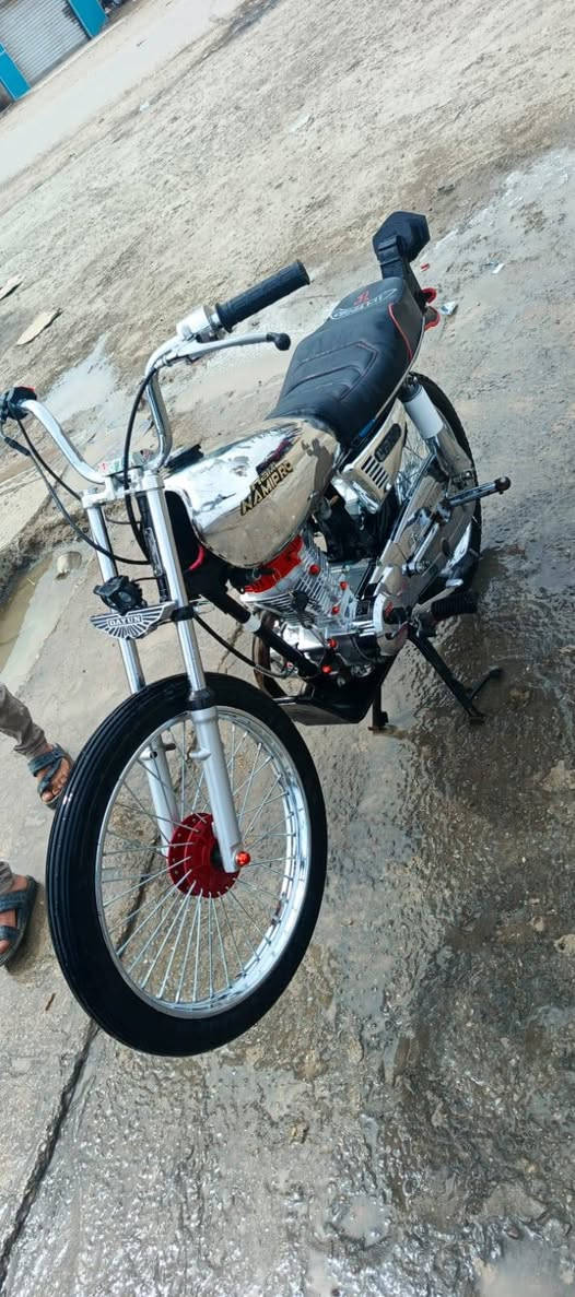 السلام عليكم دراجه للبيع تيربو تعمير جديد كله 2026أوراق صاصي نامه دراجه واحد على بيع مستعجل مكاني القاسم سوق دوهان ولستفسار هاذه رقمي ***********
