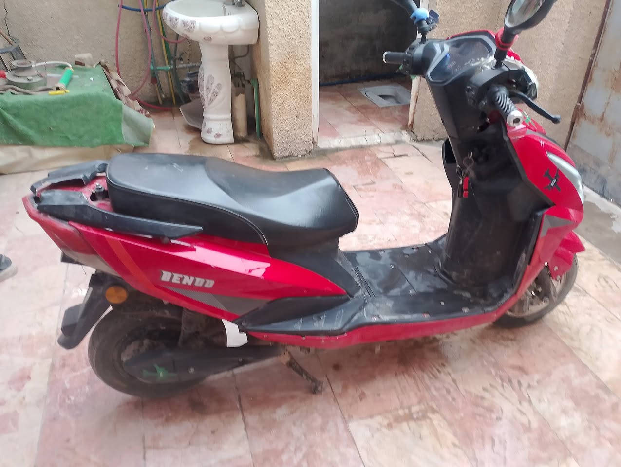 السلام عليكم دراجه شحن للبيع بس الكفر ولا مكسور السعر ب600 بيها مجال الاتصال ***********
