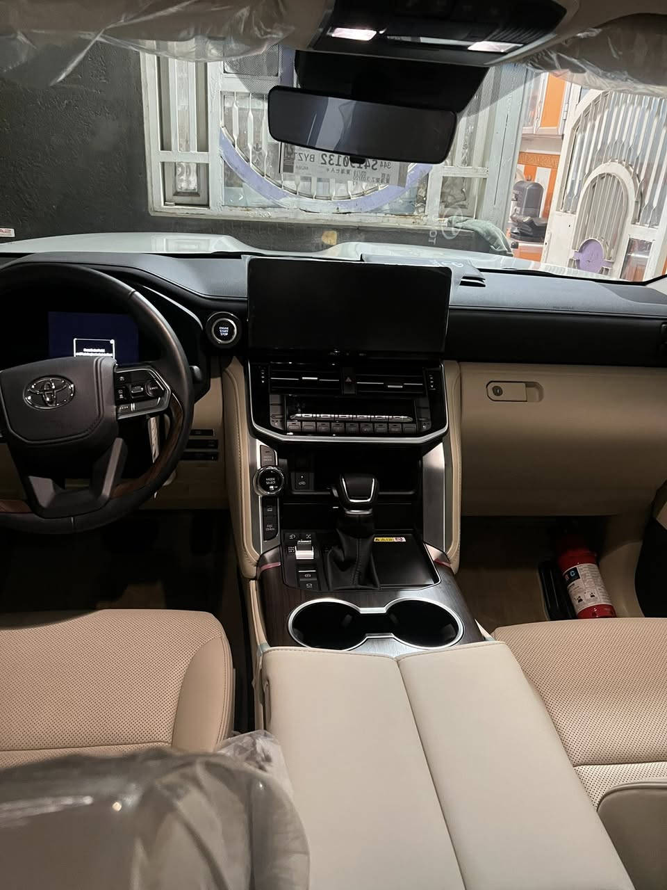 السلام عليكم جي اكس ار ٢٠٢٥ لمتد توين تيربو ماشيه ٢ الف كيلو سعرها ٨٧٠ ورقه ***********
