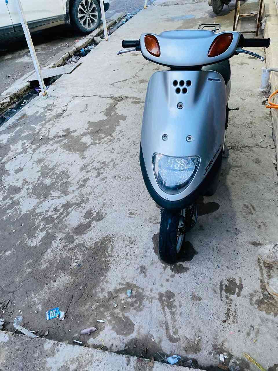 السلام عليكم
دراجه نحله 5زروف 

حديث فول قفل اكسن بي وقفل استيرن هم

مكينه شرط قبق هندر شرط من الشحن ع ايدي نضافه كدام العين سلف وايرمنيه كلها شغاله سعر 500وبيها مجال تواصل خاص او ع رقم***********
