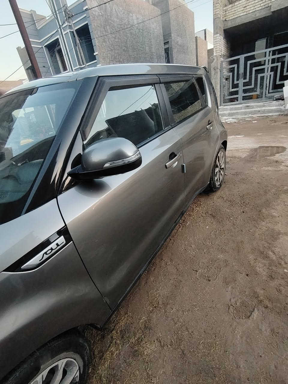 كيا صول للبيع
موديل ٢٠١٩
محرك ١٦٠٠
السياره نظيفه ميحتاج الها اي تصليح
اي استفسار  الرقم بي واتساب***********
؛؛
