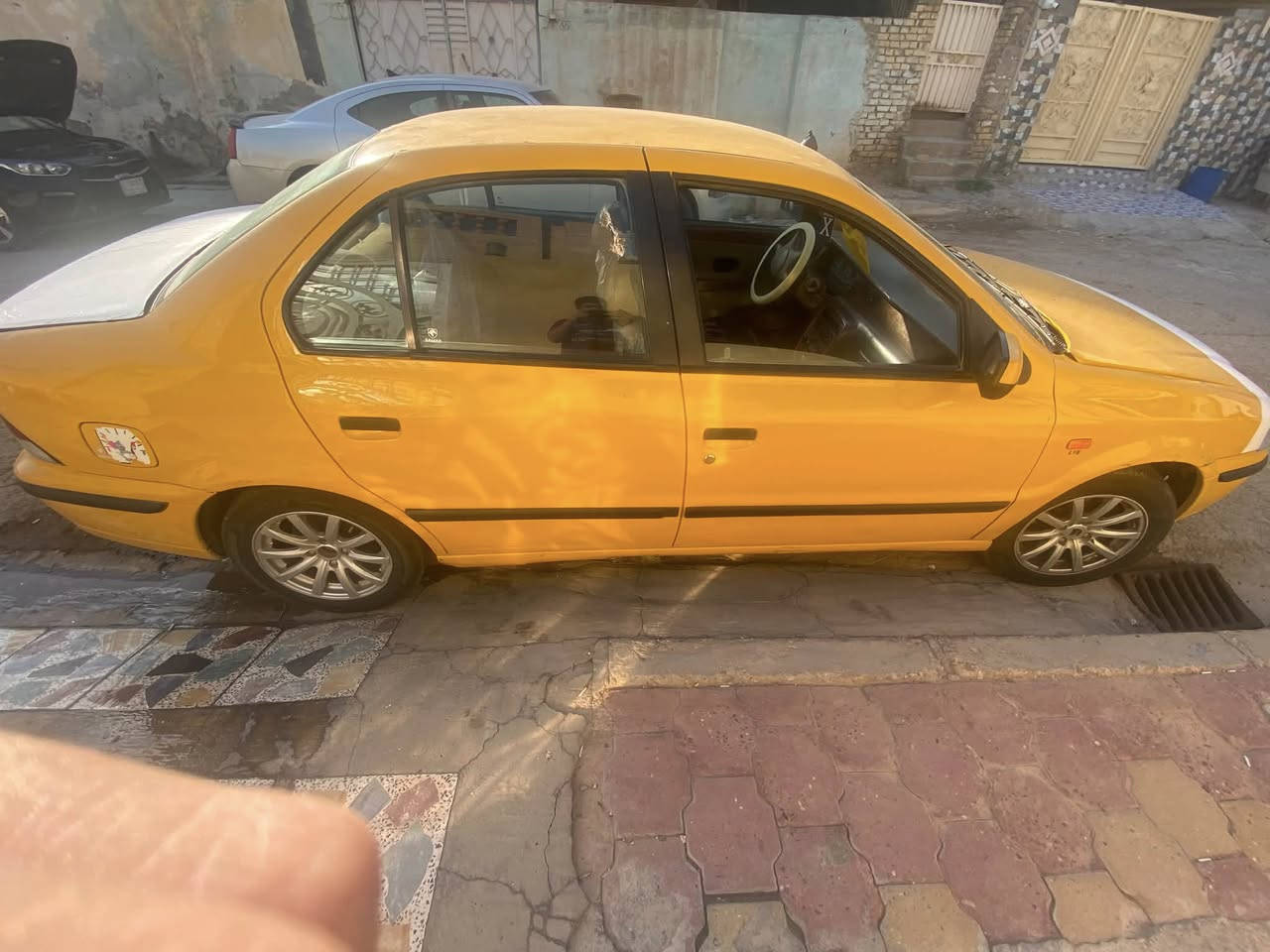 موديل 11  رقم واسط انكليزي تحويل ثاني يوم هزه جديده 
جاهزه كير مكينه 
تبريد بس غاز عوزه كله جديد
صدر حداديه مشط ستيرن  
تخم تاير. كهرباءيات 
كشر حلوه مابيها جراد وخيسات 
مكانها كوت سعر30 بيها شي بسيط 
***********
*********** وتساب
