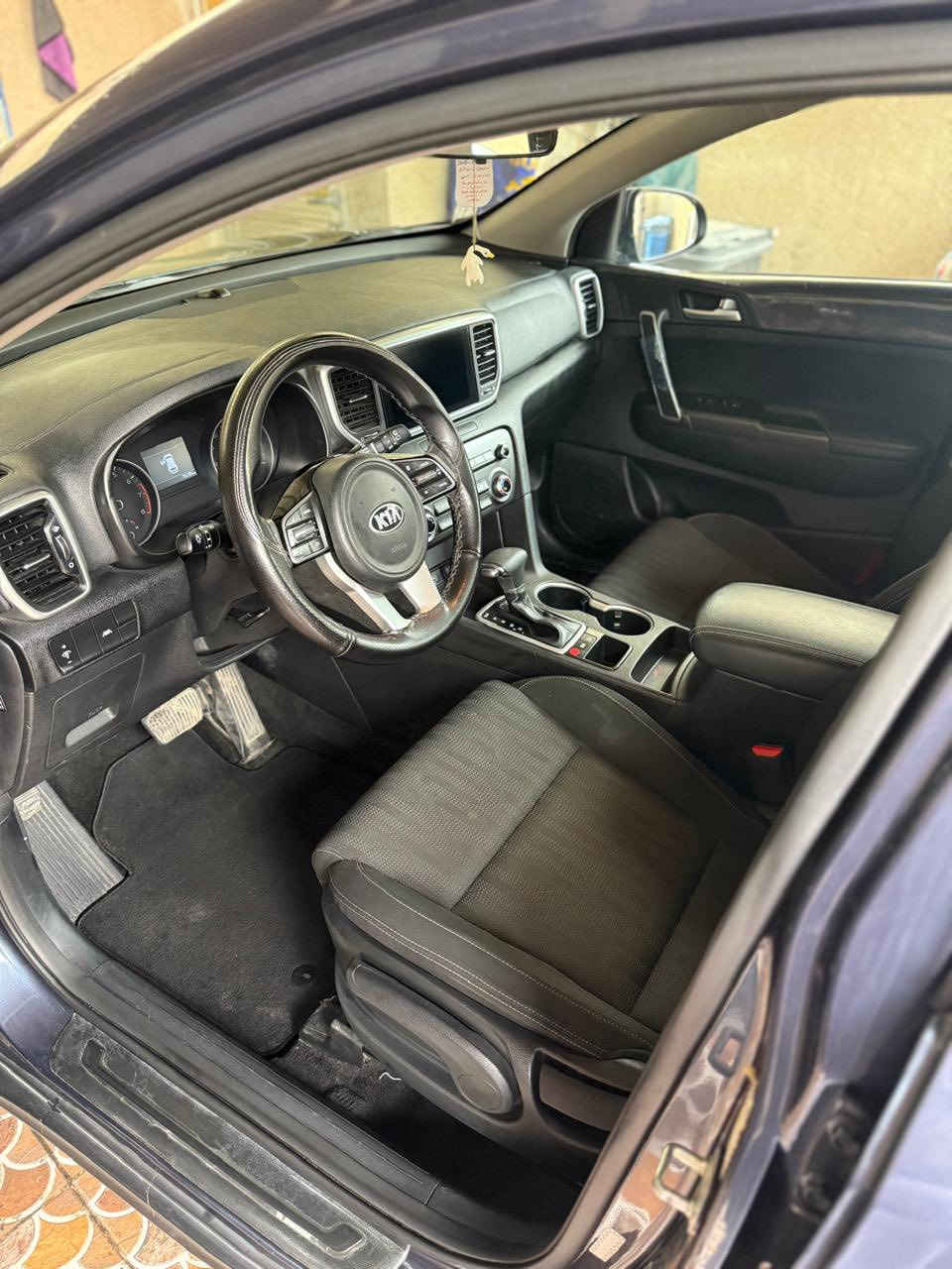 كيا سبورتج امريكي موديل 2022
رقم سليمانية سنوية 2028

 حادث جاملغ بارد فقط 

ماشية 76 الف كيلو

محرك 2400 gdi

مواصفات 

سيارة بصمة  

وباقي المواصفات نص فول معروفة  

Kndpm3ac1n7966546رقم الشاصي 

رقم الهاتف ***********

السعر 175 وبيها مجال
