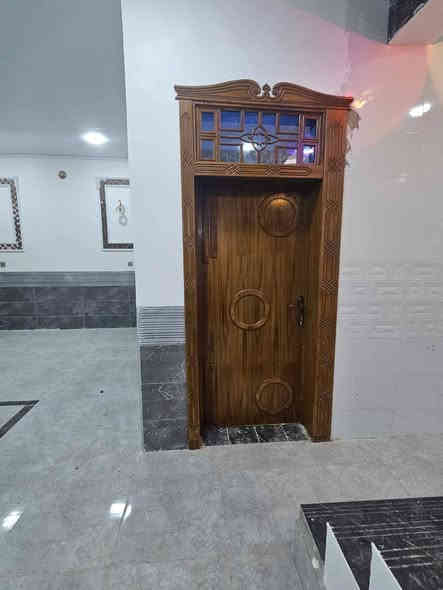 1 _*********** 
#بسعر #مناسب #جدااا،، السعر 80مليون مع المجال 
2_المساحه 185متر مربعه( غرفتين وصاله ومطبخ واستقبال وتخاريج داخليه وخارجيه بيت جديد غير مسكون )🏤
3_طابو زراعي سند 25 مع قرار محكمه ثاني يوم 🖋️🖋️
4_العنوان مقابيل ملحق قريه الغدير 🏢🏢
5 _خدمات كامله ماء _كهرباء_تبليط _اناره ليليه _انترنت 
6_بيت كامل مفتاح 🔑🔑
7_ البيت مشمول بالتطويب ومرقم من قبل البلديه 🚓🚓 
9_للاستفسار اكثر اتصال او مراسله واتس اب 
               (***********)
