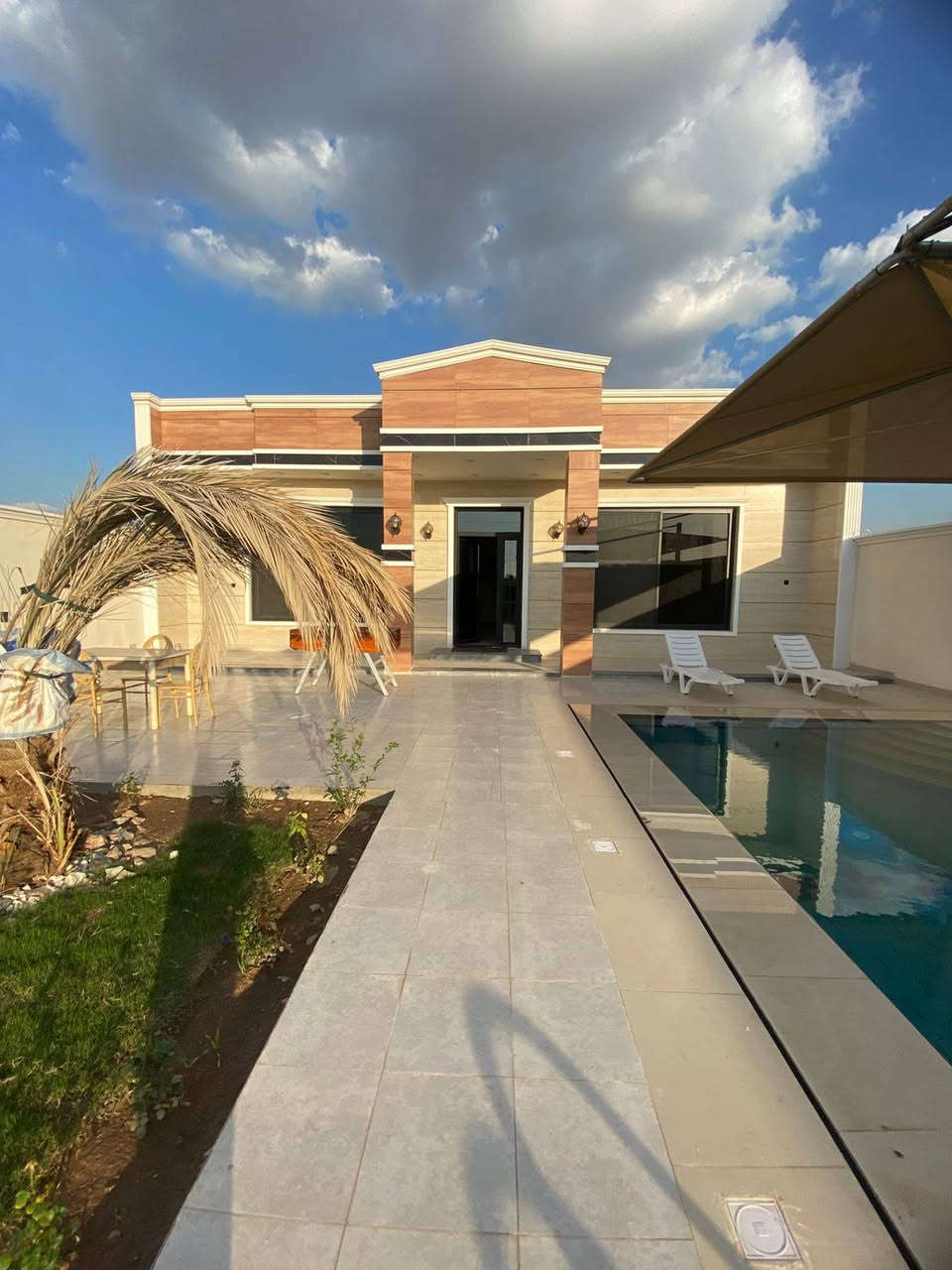 مزرعه السمبله الذهبية للايجار اليومي و الحفلات والمناسبات موثقه بتطبيق اجرلي (***********)
