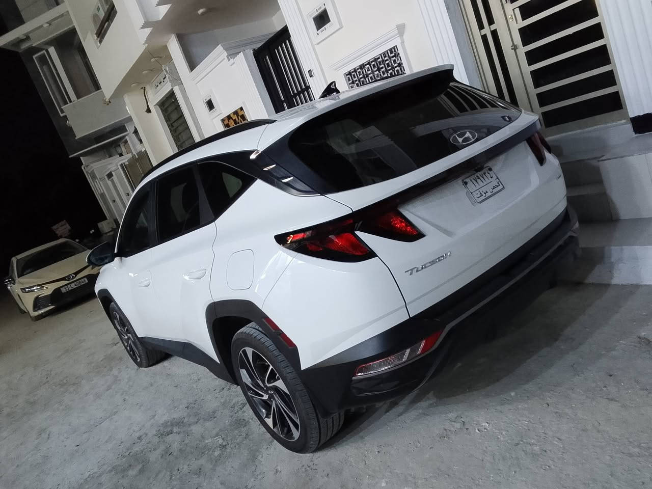 توسان 24 وارد امريكا محرك 2500
فور ويل فول ماعده الفتحه اسيار اكلين بس بارد موضح بالصور 
ماشيه 5الاف سعر 185صورالحادث مرفقات بلمنشور
***********
