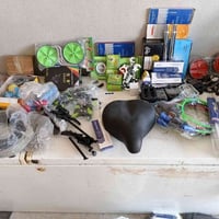 يتوفر جميع أغراض البايسكلات للبيع والتصليح...؟ باسعار مناسبة جداً..  ا...