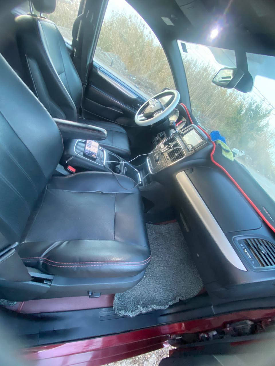 دوج كرفان موديل 2019 السعر 180 غير متواجد على فيس ***********
