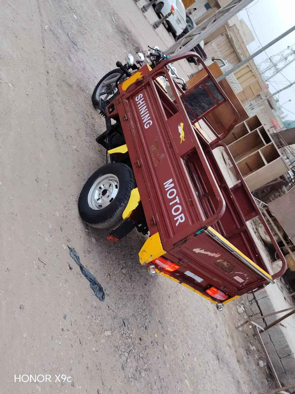 سلام عليكم ستوته للبيع بتره باب اول موديل 2020 وبيهه محرك 2022 مكفوله كفاله عامه شاصي وركبه مكفولات بديهه مكفول لاكص ولالحيم ولامعجون فقط مصبوغ صبغ عام حراري أصلي للجماليه تخم كهربايت كله شغال تخم تاير جوبلس جديد ورك عالي مامدكوك أوراق اصوليه اكتبك ويه الوكيل مباشر محرك مامفتوح دبلات امامي جدد ستوته جاهزه نكره سلف ومال جنيان مكانهه الديوانية مكلف بنشر خاص ماجاوب ***********
