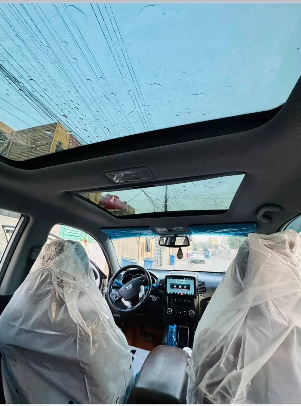 السلام عليكم سورنتو موديل 2010 كويتي
فول مواصفات
بانوراما قطعتين
 محرك 6 سلندر 7راكب
ماشيه 244
بصمه تشغيل
بصمه ابواب
 بصمه الصندوق لخلفي
لدواخل لونين 
كشنات جلد اصلي
وكرسي السائق كهرباء
يدات نيكل بلاد 
دفع رباعي
زراك لايت
لد امامي 
لد خلفي
حساس خلفي 
 تدفئه تبريد 3 قطع تبريد اشاير بلمري مري شفط
تبريد بيانو لمس تحكم  منفصل لعبري ولسايق
شاشه وكامره 
تحكم ستيرن
تحكم سرعه 
هاند بريك رجل 
جام اوتو 
مرئي الوسط تعتم  تايرات جديده
 لسياره مكفوله ما عدا باردات بسيطه  والسونار موجود بلمنشور 
رقم بغداد وبسمي
العنوان ميسان 
السعر 155 وبيه مجال ***********
