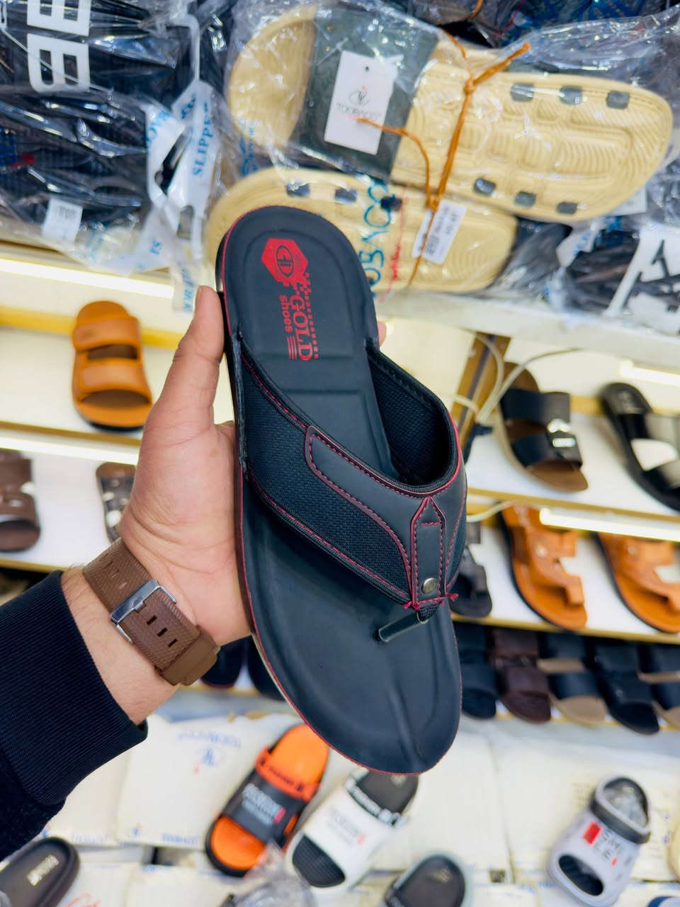 كولف رجالي درجة اولى تركي.. 
سعر الدرزن 28 الف. اصبع فقط 
🚚 يوجد توصيل لجميع المحافظات.


**إذا كنت صاحب هذا الإعلان وتريد حذفه لأي سبب، رجاءا أرسل رسالة إلى الدعم الفني**