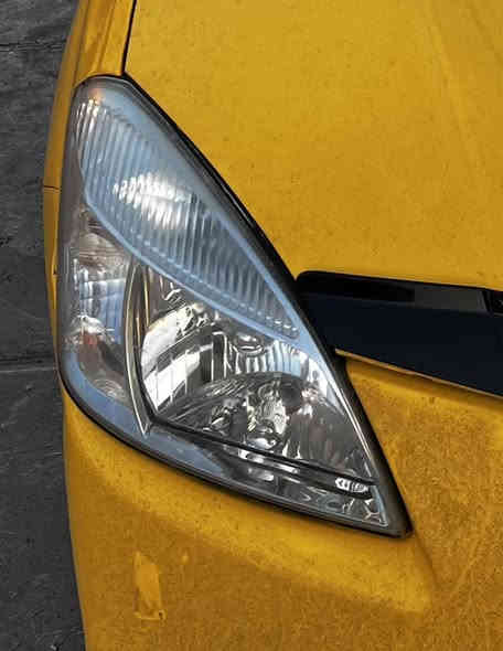 للبيع لايتات وا عطر اصلي يرهم ريو وا برايد    2010. السعر 100الف قفل شلع  ***********
