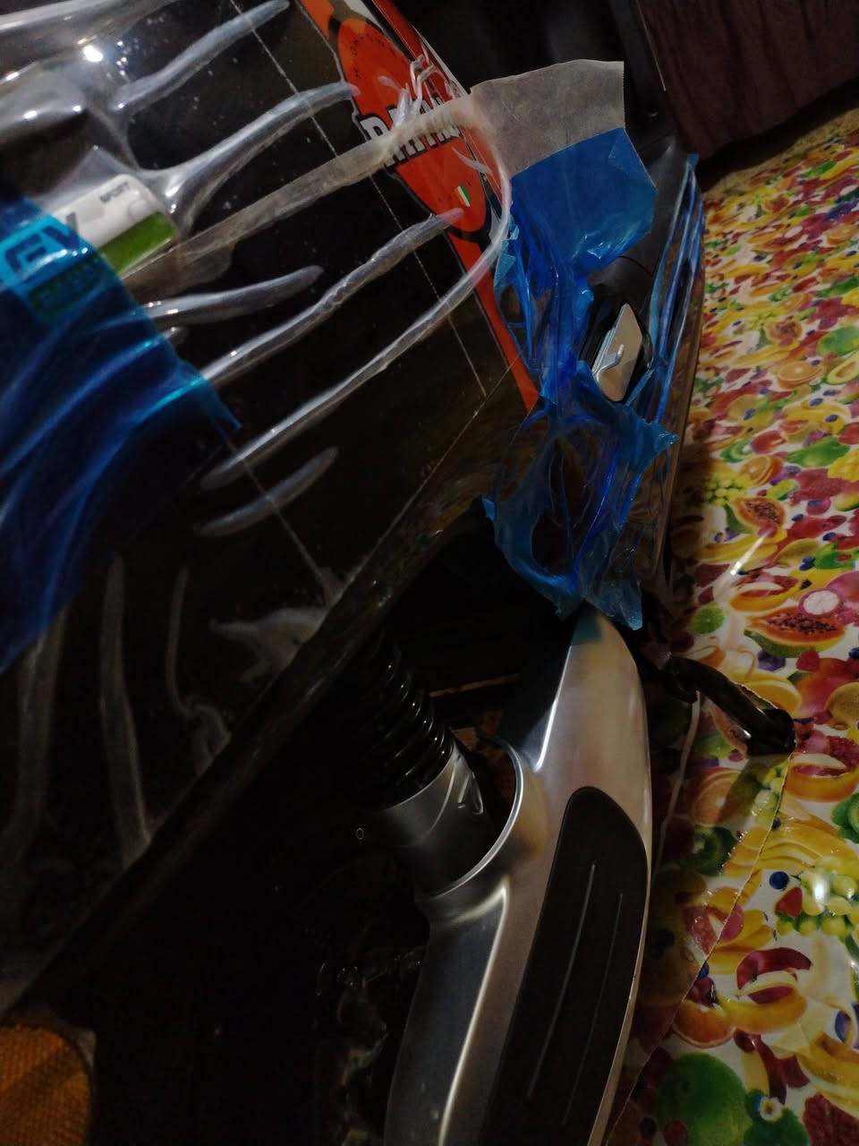 دراجة شحن ريان ام عيون (للبيع) استعمال جدا قليل 
المواصفات
1-ملف 1200
2-ست بطاريات كبير مسطره
3-السرعة 50 حقيقي
4-توصل مسافه 45 كيلومتر حقيقي
5- ثلاث نمر 1-2-3
6-جك جانبي +رئيسي
7-سويجين +بصمتين تشغيل عن بعد
8-اللون اسود لماعي ⬛
9- مساحة تخزين جوةَ الكشن
10- الشاحنه اصليه من الشركه
السعر 950 وبيها مجال للتواصل على الرقم (***********) فقط الشراي يتواصل رجاً. العنوان النجف المشخاب ناحيه القادسيه.
