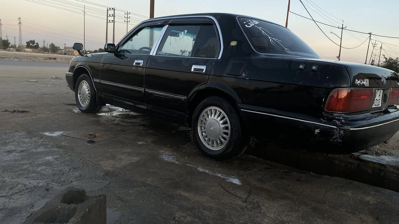 رنب كراون طويل جنازي موديل 94رقم انكليزي الدولي ابئسمي تحويل ثاني يوم السياره ماعليهه غرامات مامطلوبه ولافلس اترايك من البصره الموصل مكينه اثنين اونص كيراكسل حداديه خيرمن الله تبريد ثلج تخم تايرجديد باتري جديد  مكان السياره البصره الزبير 
***********
***********الارقام اثنينهن بيهن وات ساب
السعر 58اوبيهه للشراي
