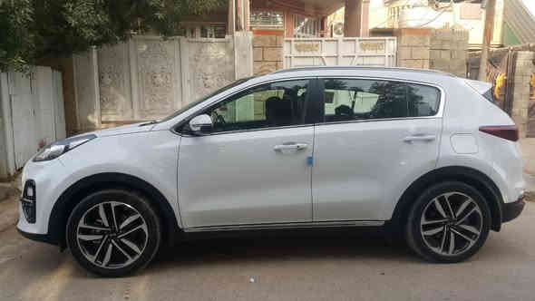 كيا سبورتج خليجي 2019
كيا سبورتج موديل 2019 خليجيه مكفوله من الضرر
 كير ومحرك ما بي اي مشاكل 

السياره ماشيه 52 الف كيلو وليس ميل 

المواصفات اعلى شي 
بانوراما كشنات كهرباء وجلد بيجي، تحكم ستيرن جهتين تبريد قطعتين، وبقية المواصفات الخليجيه
 
السعر 225$ وبيها مجال بسيط
للاستفسار ***********
