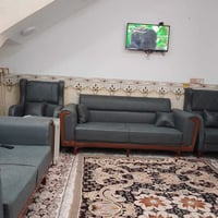 ١٠ مقاعد • استعمال شهر • قفل