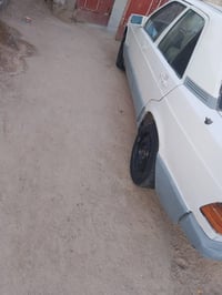 سيارة