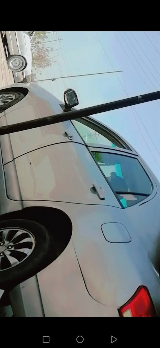 سلام عليكم بي واي دي اللبيع
كير عادي موديل ٢٠١٣ جي ثري  رقم صلاح الدين تحويل مباشر نفس اليوم  السعر ٥٠ و بيها مجال  ***********
