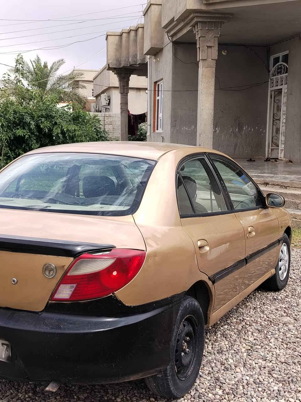 السلام عليكم للبيع كيا ريو
موديل 2000 
رقم صلاح الدين الماني
سنويه لل 2027 عضم
تخم تاير
مصبوغه جماليه بدون دواخل
قرفتها جديده
كهربائياتها كلها شقاله
كير عادي
محرك 16 
السياره جاهزه مانقصها شي
للبيع ترهم بمقدمه وبدون مقدمه  و مراوس حسب القناعه اخذ فرق وانطي فرق 
السعر 40 وبيها مجال
عنوان السياره /  القياره / قريه ازهيليله 
للاستفسار:  ***********
