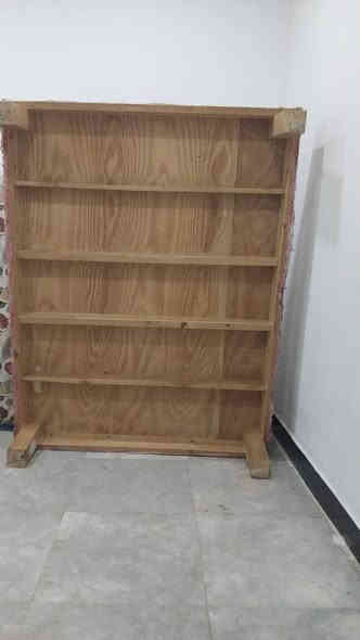 للبيع اي استفسار التواصل على هذا الرقم ***********
