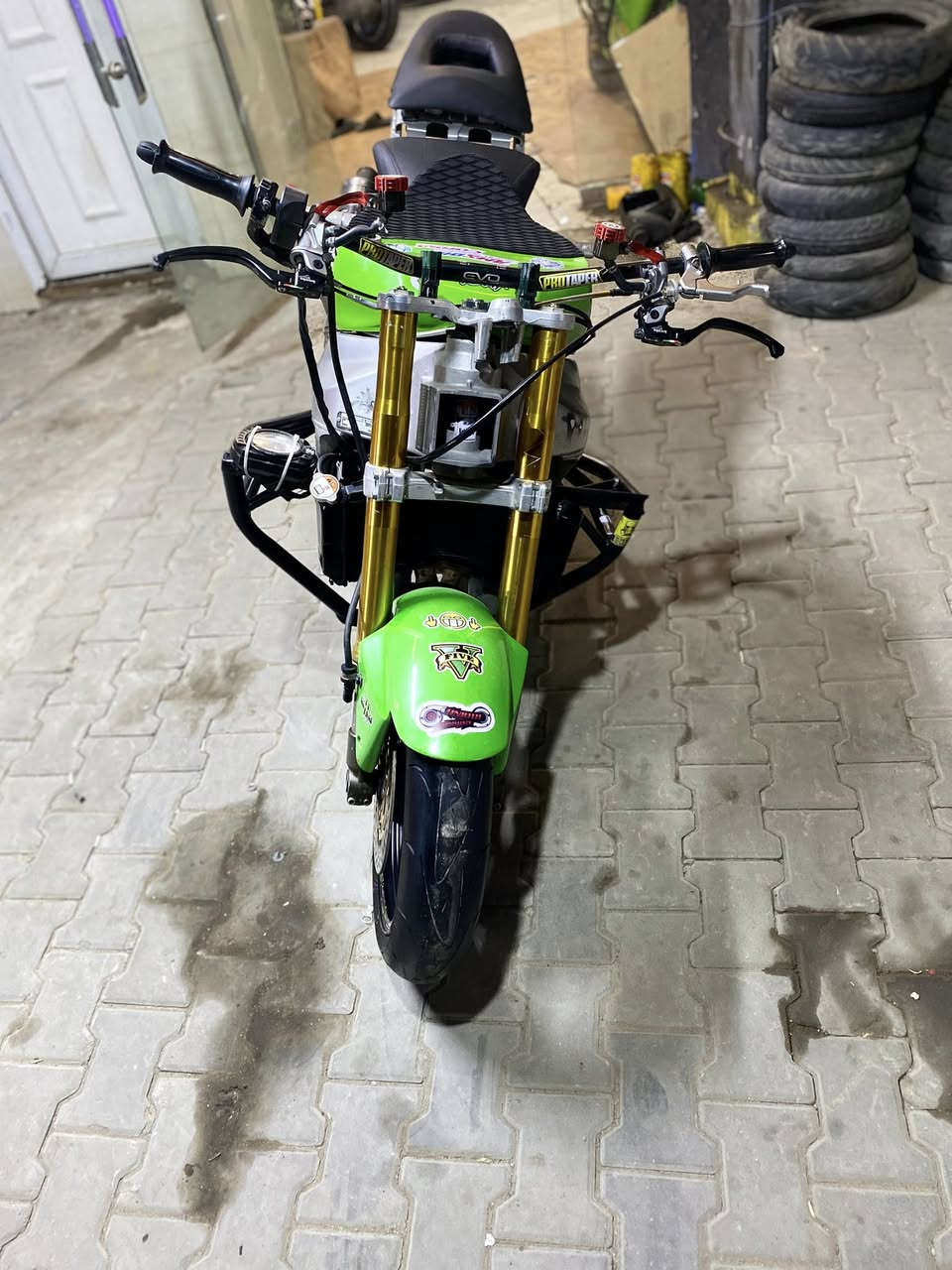 سلام عليكم كاوسكي ٦٣٦/٢٠٠٤مفوله تزويد فجوج ٢برمبو ابو الطره دروعه حمالات بكره ٦٥قاعده فجوج تايرات جدد تحويله صالنصه تانكي كصه دراجه مرتبه وجاهزه مبدل كازكيت فقط وبيه صوط ضاغطه خفيف سعر ٢٣بيه مجال شي بسيط مكاني بغداد اعضميه ***********/اي ستفسار خاص
