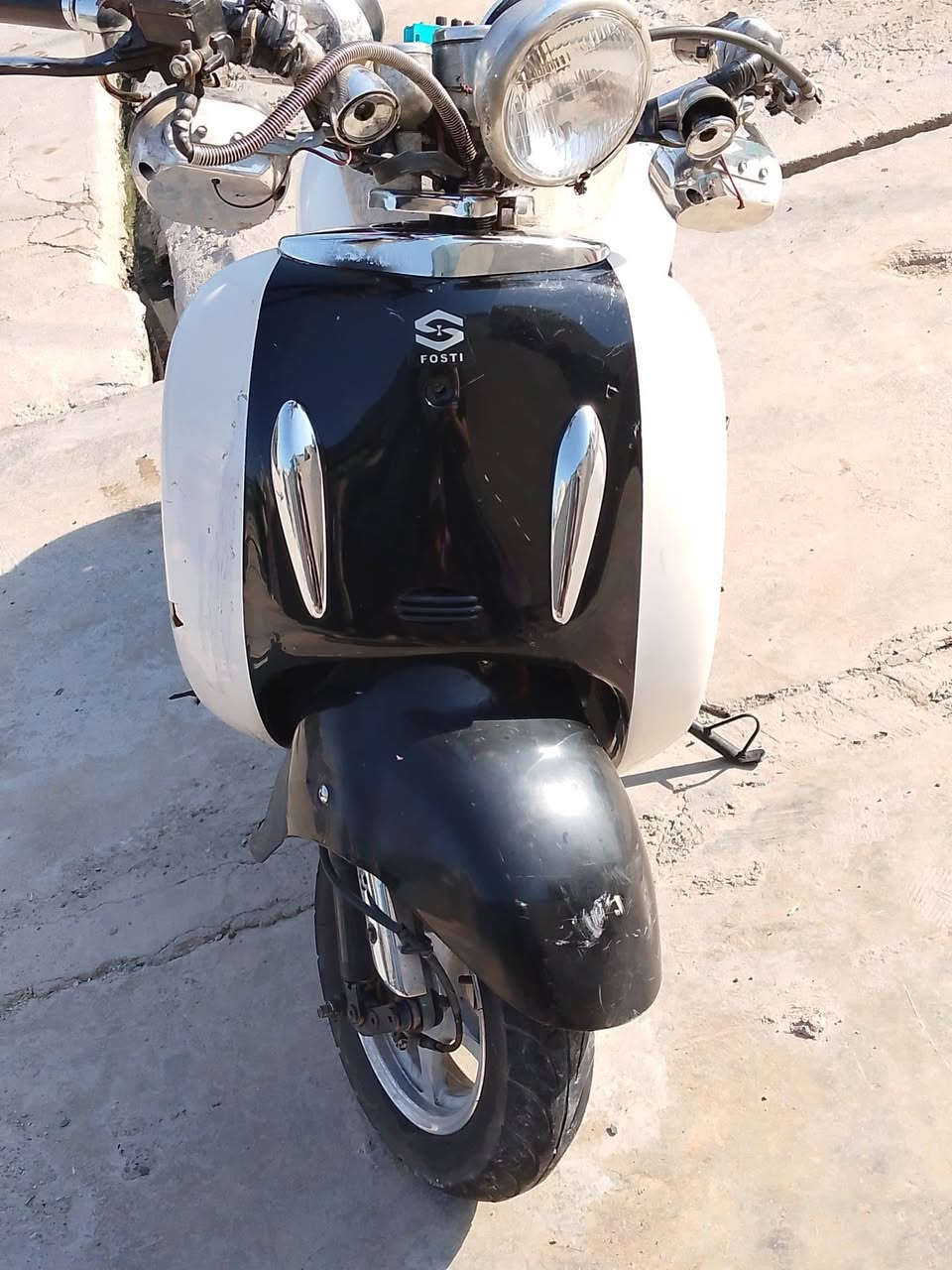 ماطور للبيع جاهز سلف واحد السعر 350 او مراوس ايراني


**إذا كنت صاحب هذا الإعلان وتريد حذفه لأي سبب، رجاءا أرسل رسالة إلى الدعم الفني**