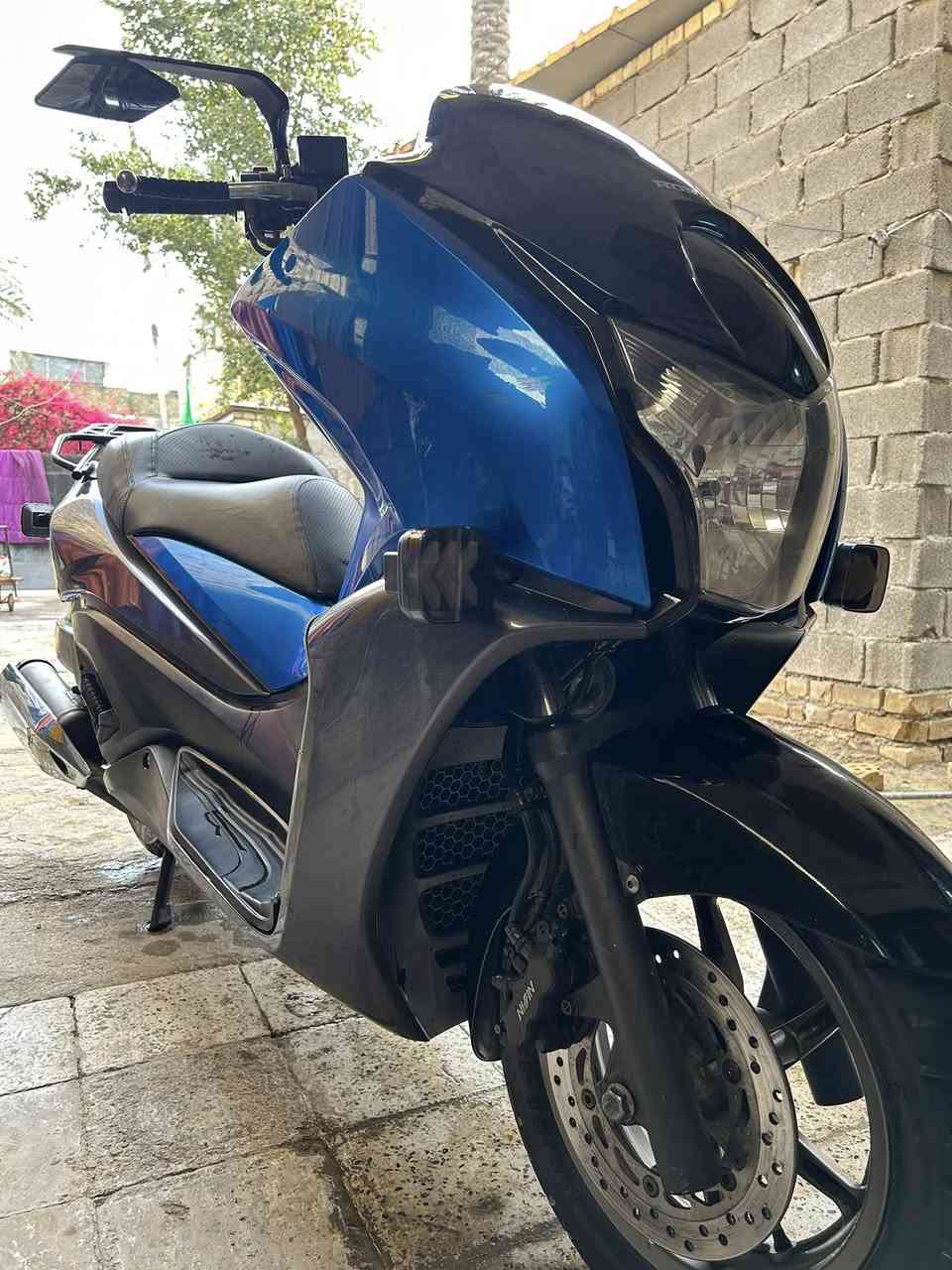 دراجه فاز 0.11 جاهزه
على اخر حبايه انكر سويج واطلع 
بانزين محسن فقط 
دهنMOTUL وفلتر من الشركه قبل اسبوع مبدله 
تزويدات خاريجه مراي مجنح + كلاص+ اشاير بيهن نضام الدبل الاشاره وبيهن تك 
ملاحضه اشايرها البلاد موجوده شلتهن للجماليه 
فلتر شوته جديد 
سويجين بيها الدراجه🔑
السعر 17ونص ل شراي بيه خير ويدلل 
للستفسار | ***********
الموقع 📍مدينه الصدر
