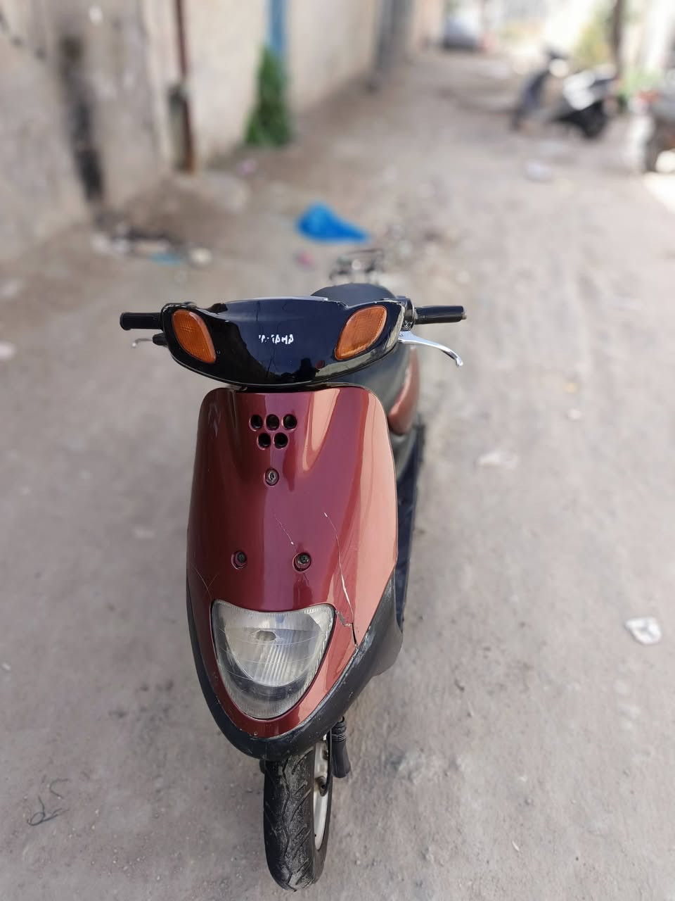 سلام عليكم درجة منغولي لبيع نضيفه كلشي شغال بيه سلف هندر عوزه باتري لايت مكينه ناعمه  شلعه حلوه سعره مناسب 275 مكان ناصريي مركز وشراي ***********يتصل عله رقم
