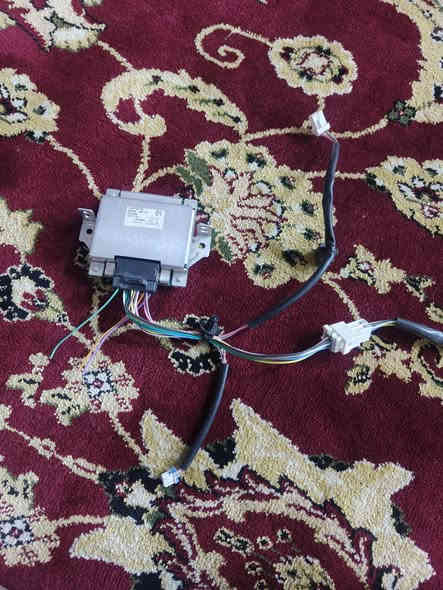 قيم بما يرضي ربك 
لايت امامي جهة اليمين سينا 2024 بيه كسر كماموضح وكارد جهة اليسار 
مكاني واسط مركز الكوت 
***********
